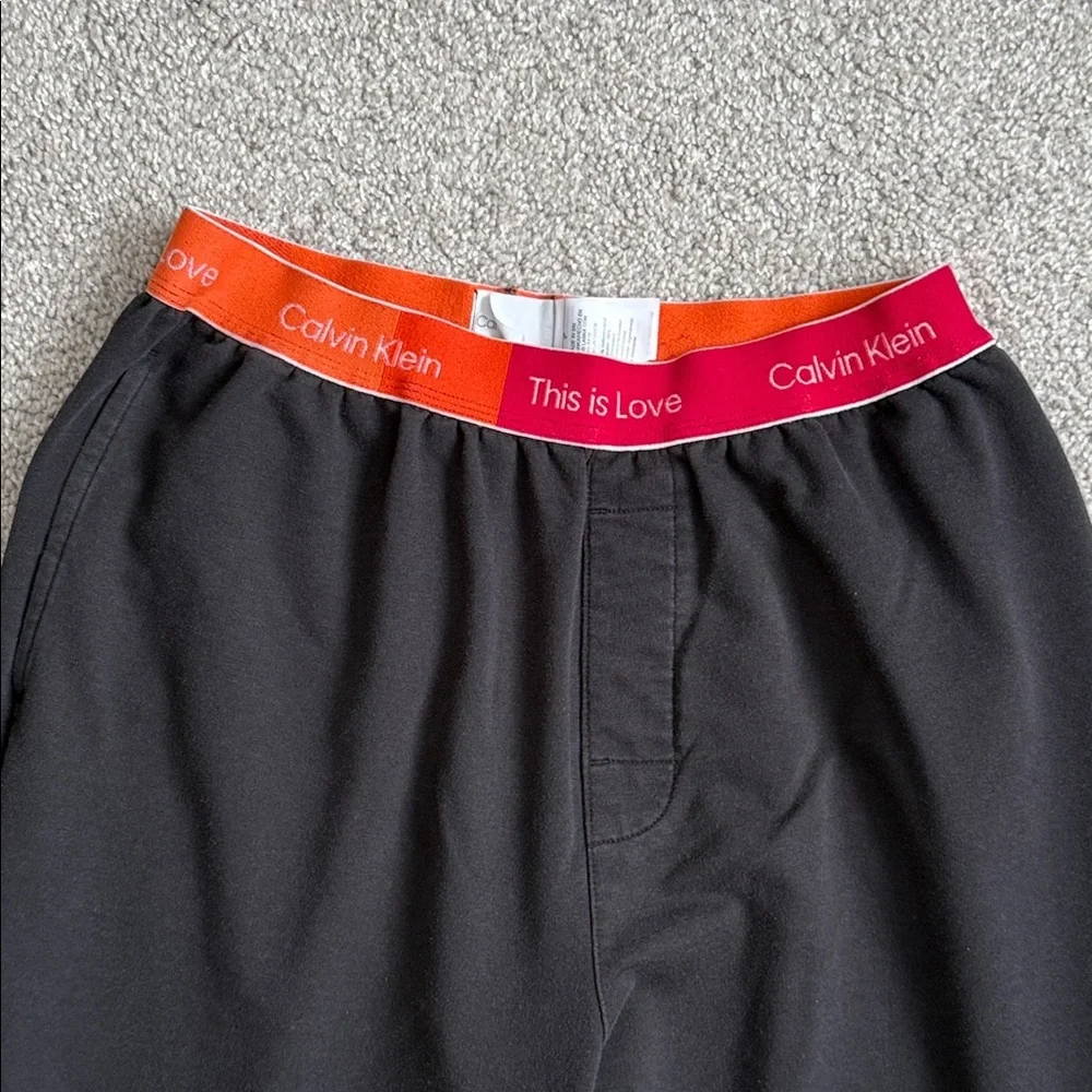 Calvin Klein This is Love Sweatpants